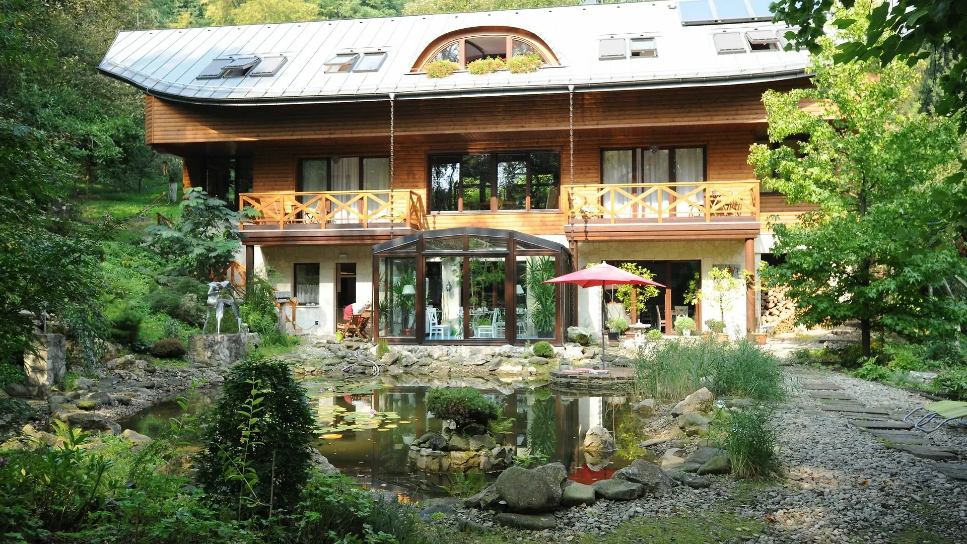 Ekosamotnia Hotel Krakow Guest house